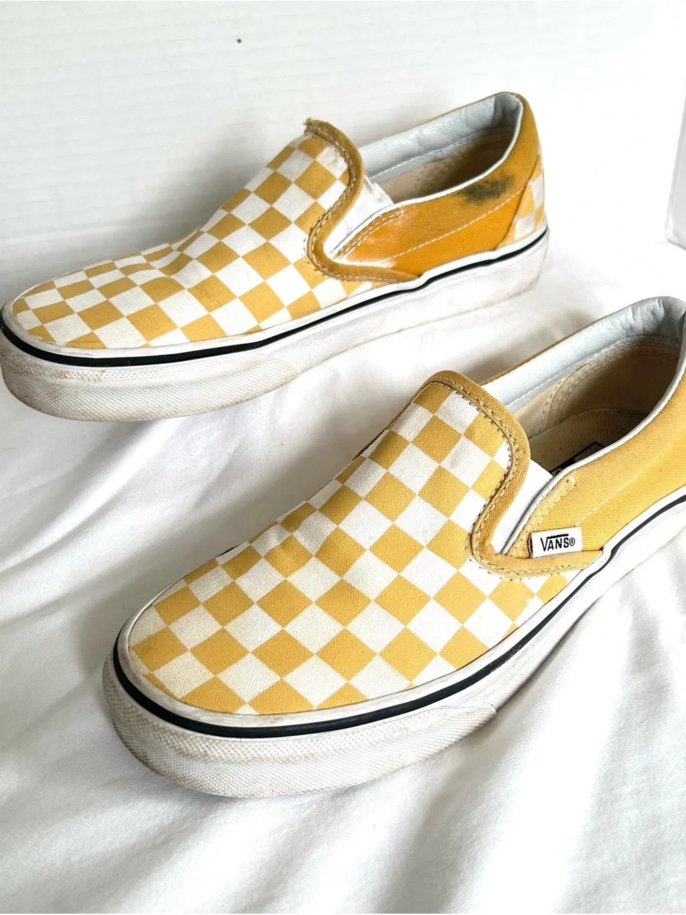 Vans Off the Wall Yellow Checkerboard Slip-on Sneakers. Women's Size 5.5